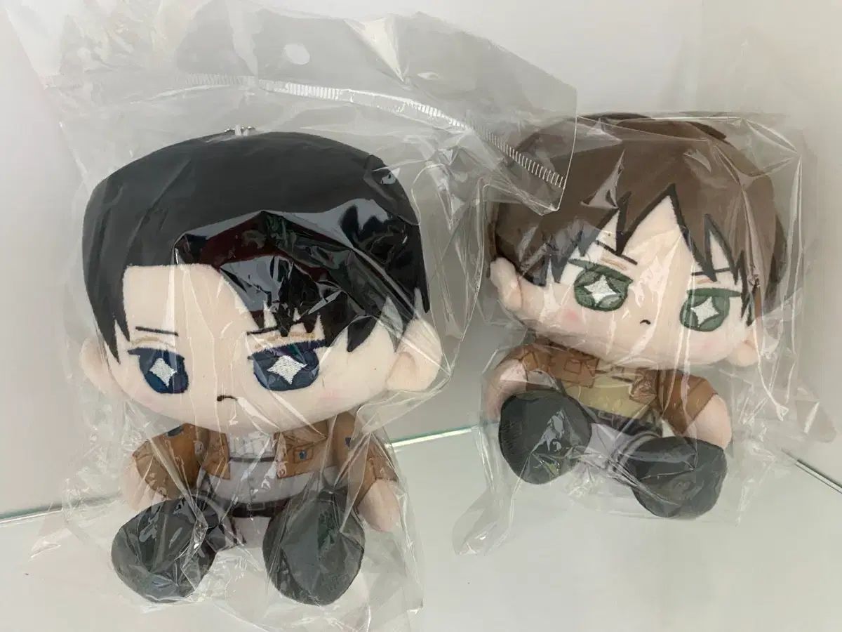 進撃の巨人 ぬいぐるみ おすわり くるみたぴぬい エレン リヴァイ