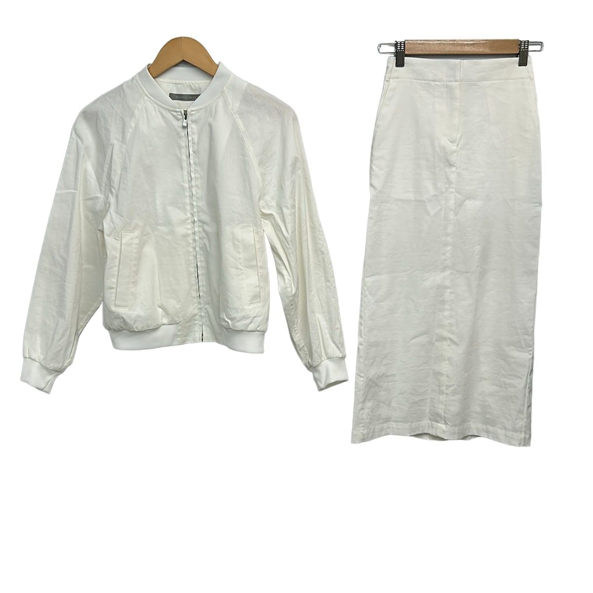 theory luxe(セオリーリュクス) スカートセットアップ レディース美品 - 白 ウエストゴム/ジップアップ