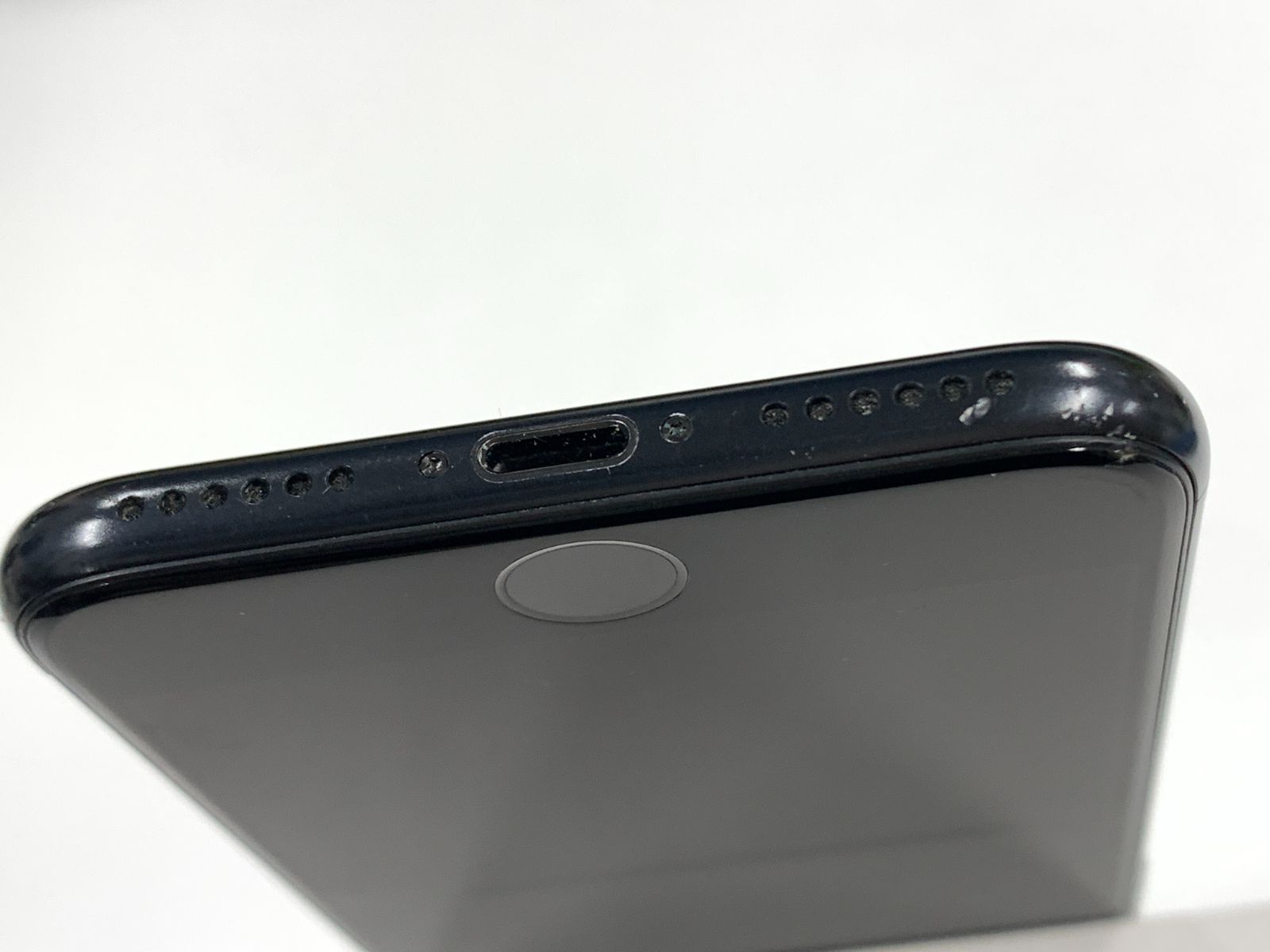ジャンク 電池71%SIMフリーiPhone SE(第2世代) 128GB ブラック - メルカリ