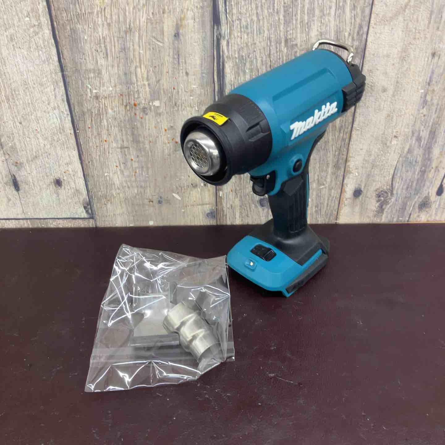 【中古美品】 マキタ(makita) コードレスヒートガン HG181DZK 【東大和店】 12,768円