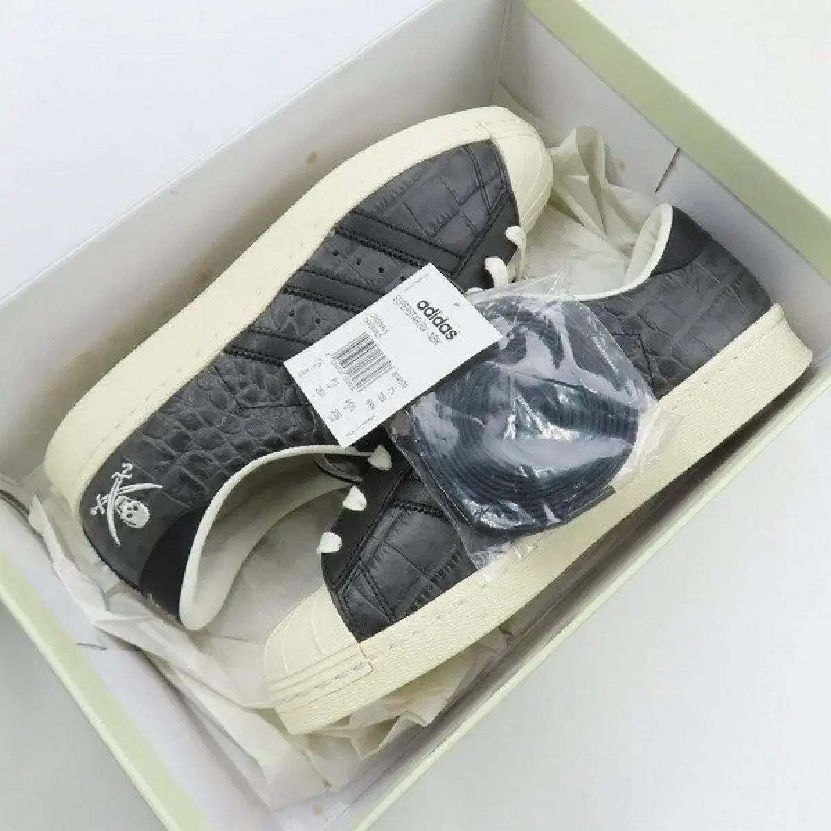 アディダス x NEIGHBORHOOD コンソーシアム 10th SuperStar 80v 260 