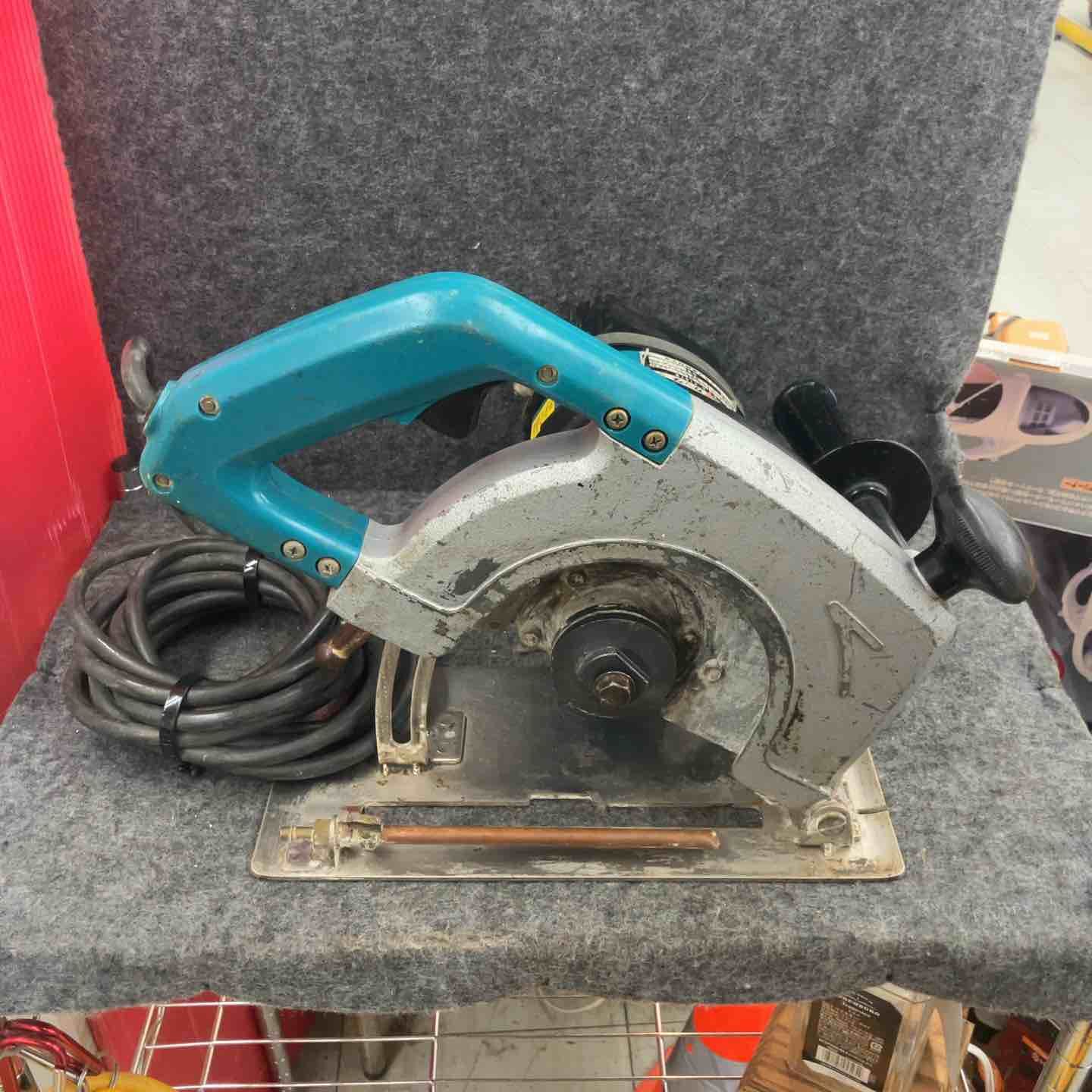【現状品】◇マキタ(makita) 180mm カッタ 給水装置仕様 4107R【鴻巣店】