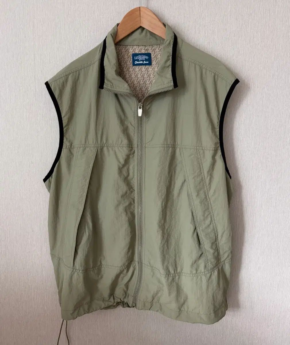Apple butter store vest