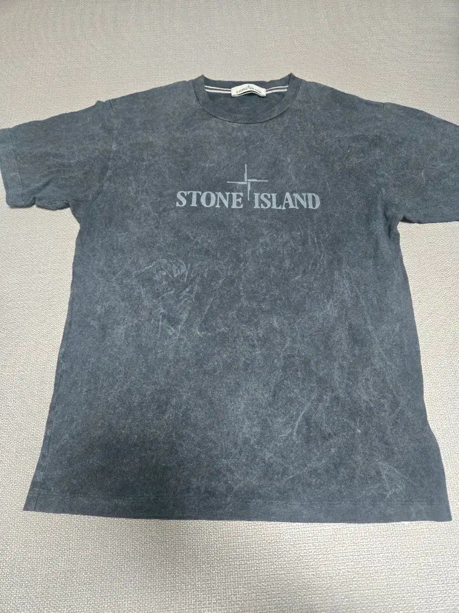 STONE ISLAND ストーンアイランド 半袖 出品