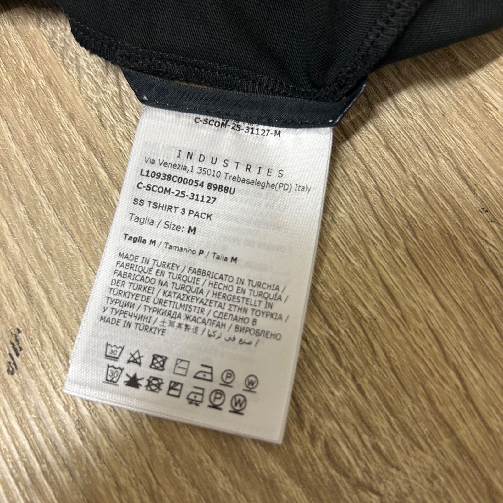【極美品】MONCLER モンクレールワンポイント半袖Tシャツ黒M