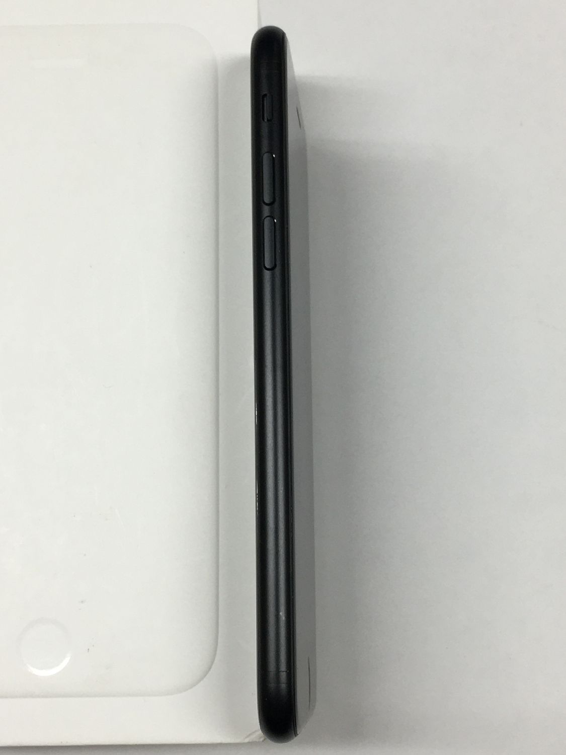 超美品 電池89％ iPhone SE2 第2世代 64GB SIMフリー ブラック【動作