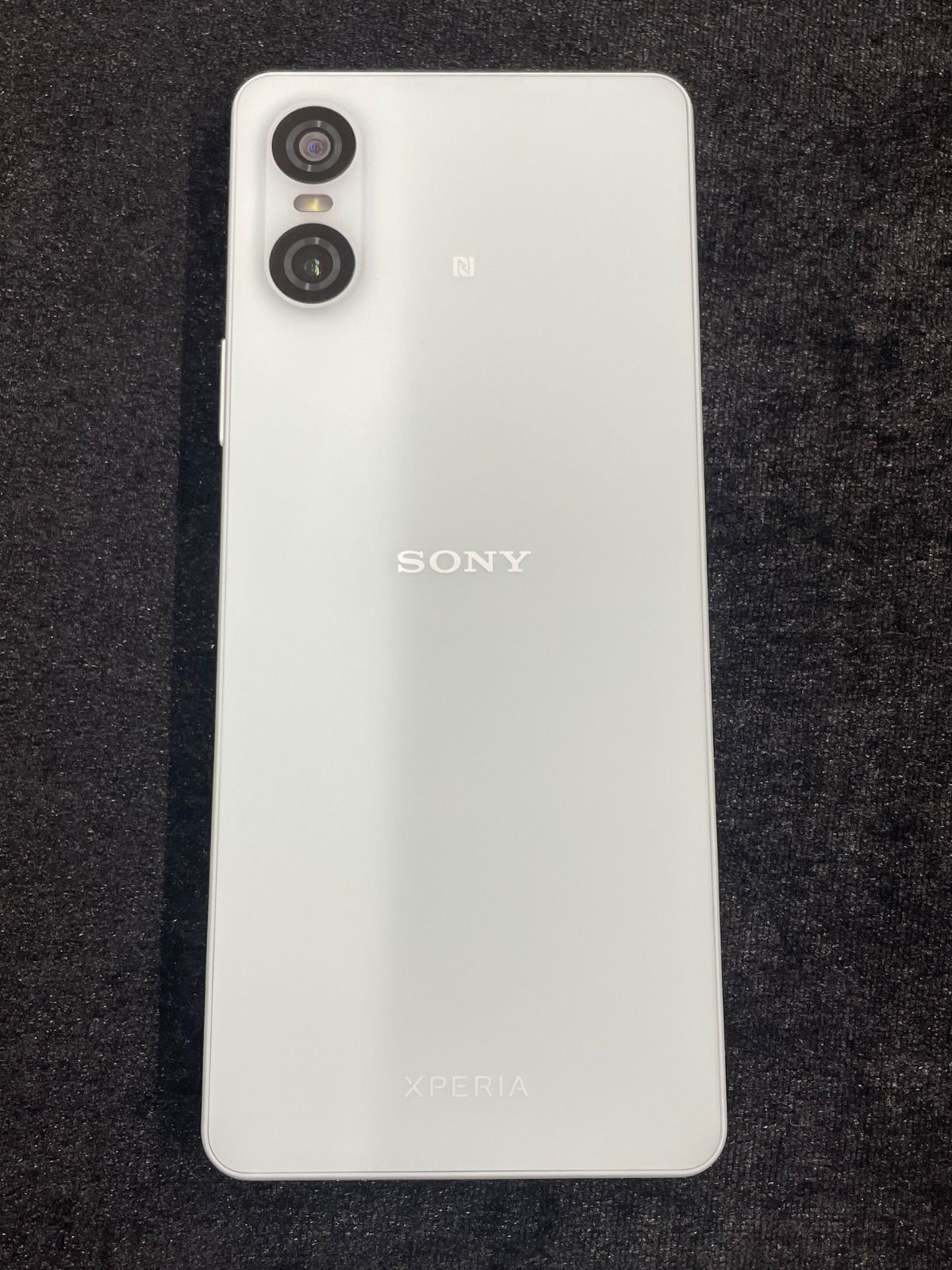 Xperia 10 VI SOG14 デモ機 中古 やや傷あり - メルカリ