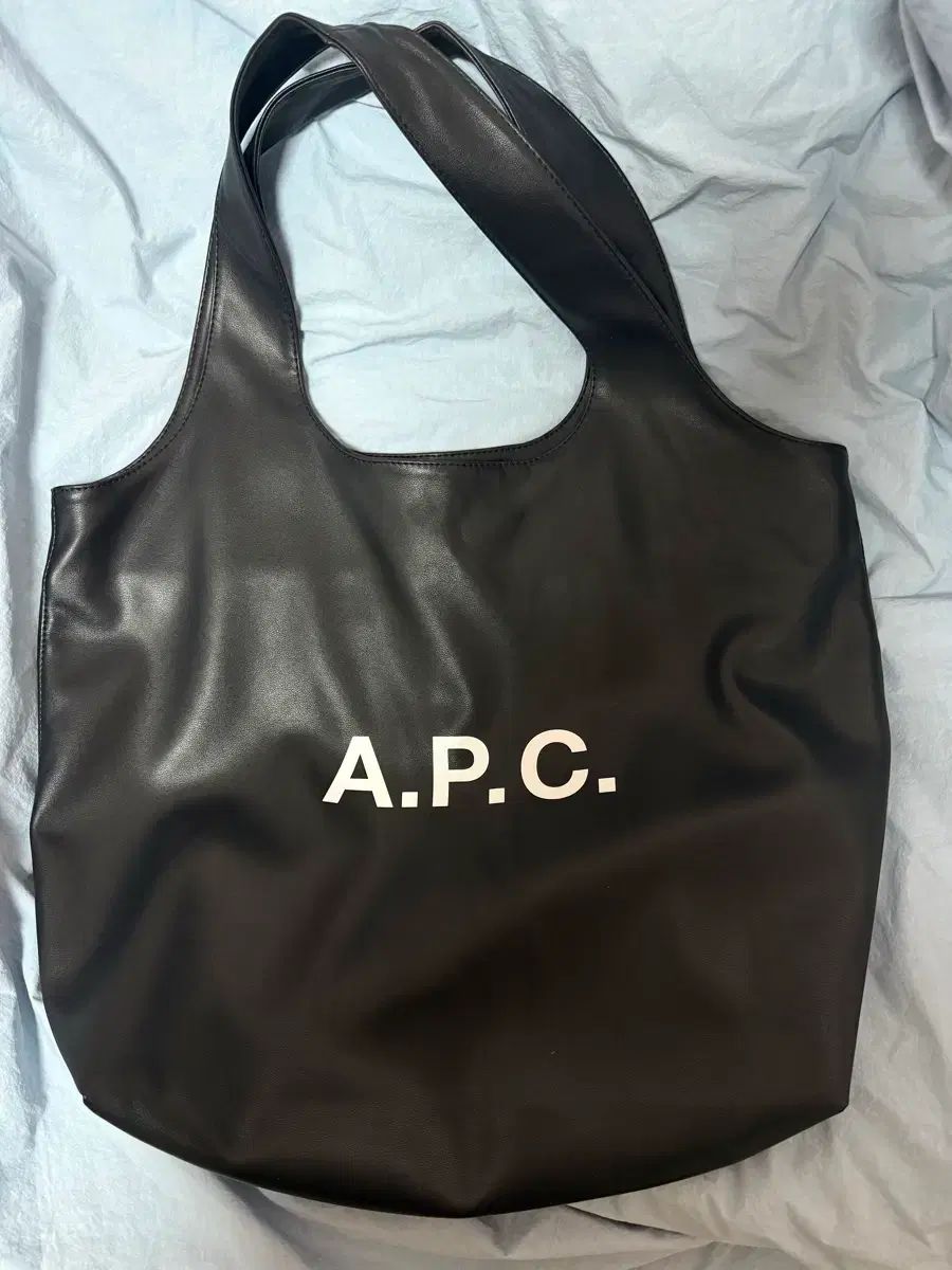 A.P.C. ニノン トートバッグ