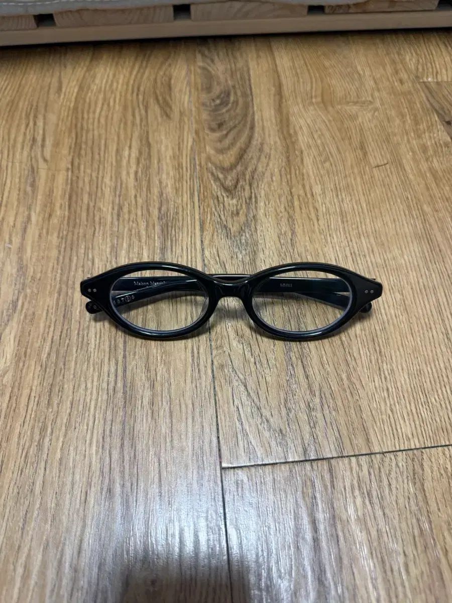 GENTLE MONSTER (ジェントルモンスター) X Maison Margiela (メゾンマルジェラ) MM111