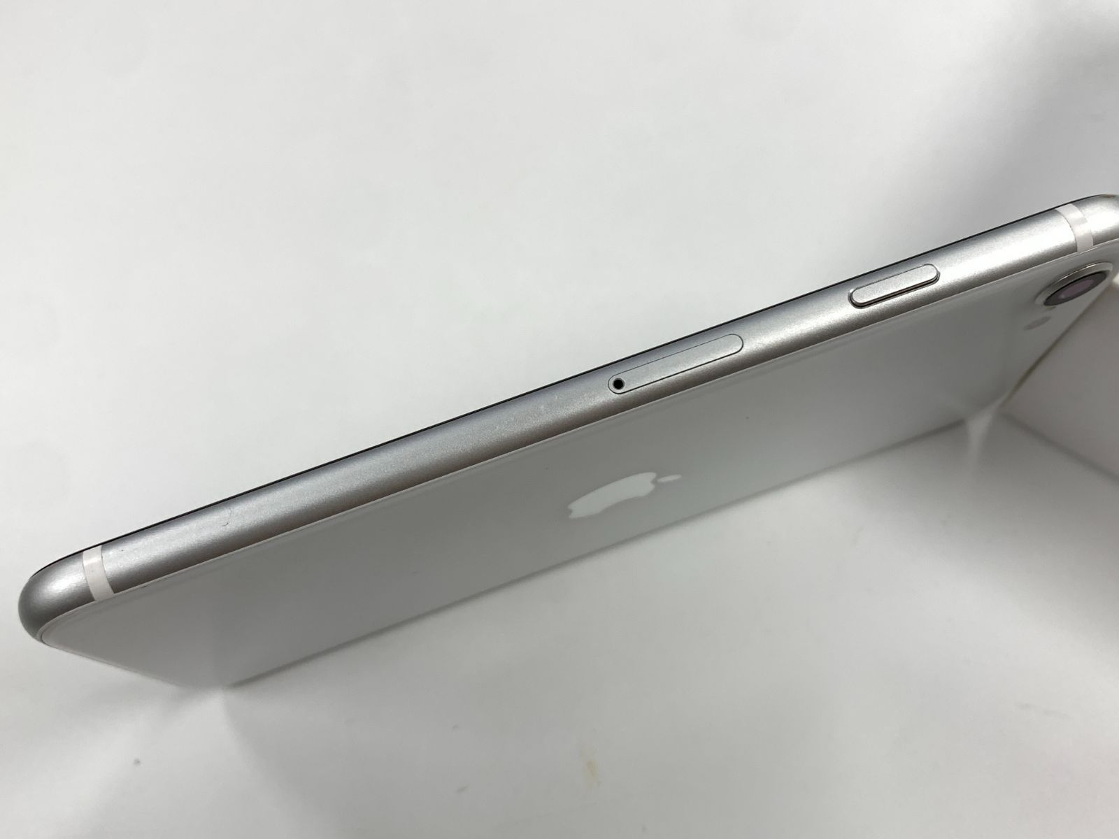 ジャンク 電池75%SIMフリーiPhone SE(第2世代) 64GB ホワイト - メルカリ