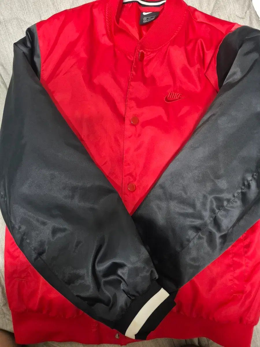 ナイキ アウター 7,763円