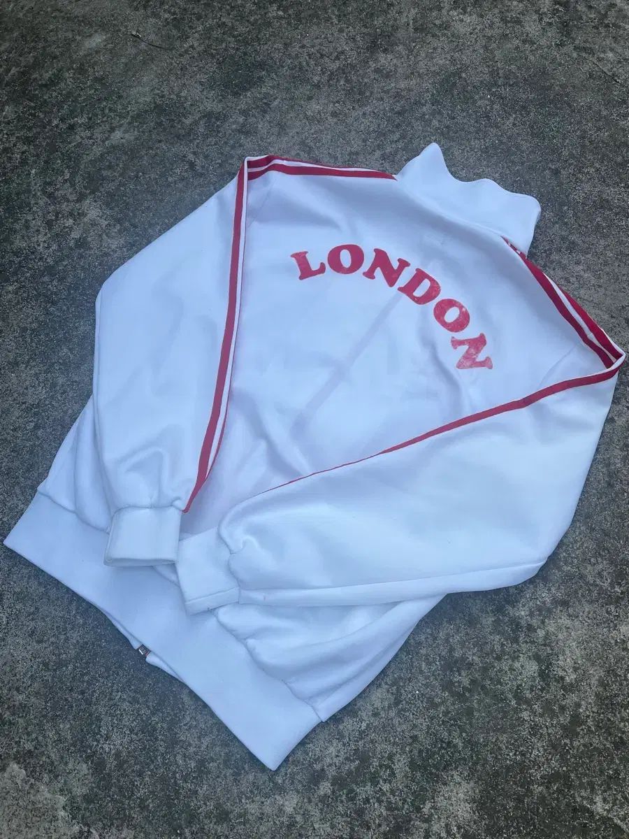 LONDON ADIDAS JACKET / ロンドン レタリング トレーナー ジップアップ