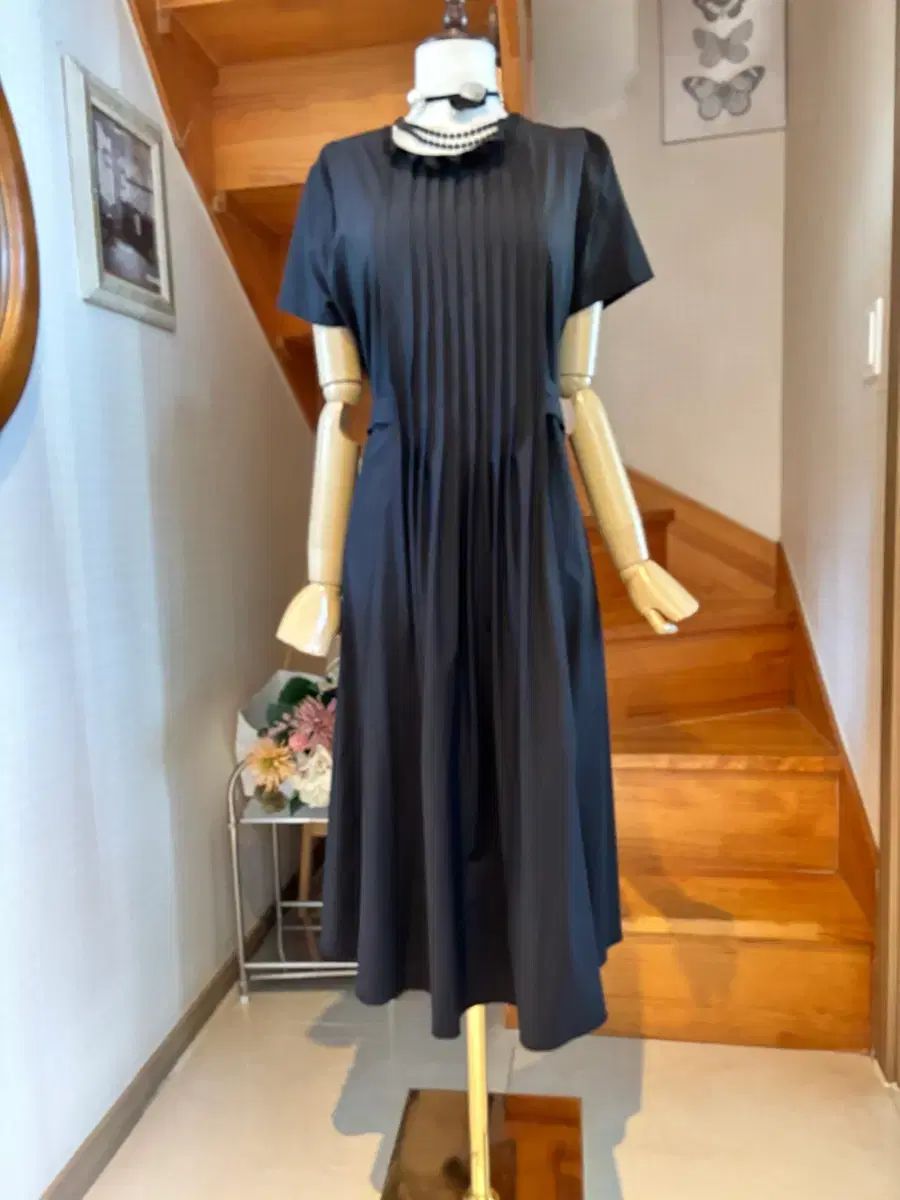 ブラック プリーツ ONE PIECE Mazel