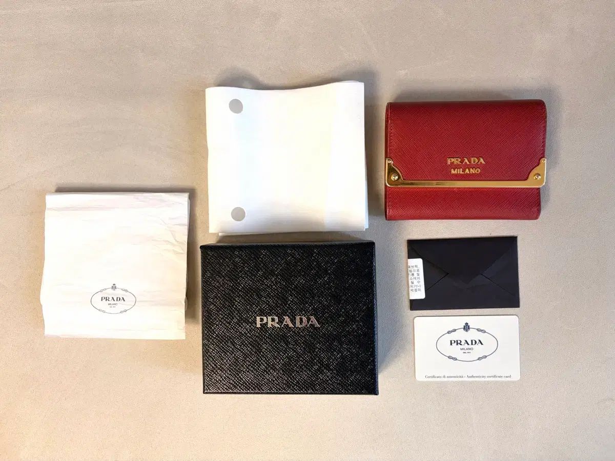 PRADA プラダ サフィアーノ 二つ折り財布 正規品 フルセット (レッド)