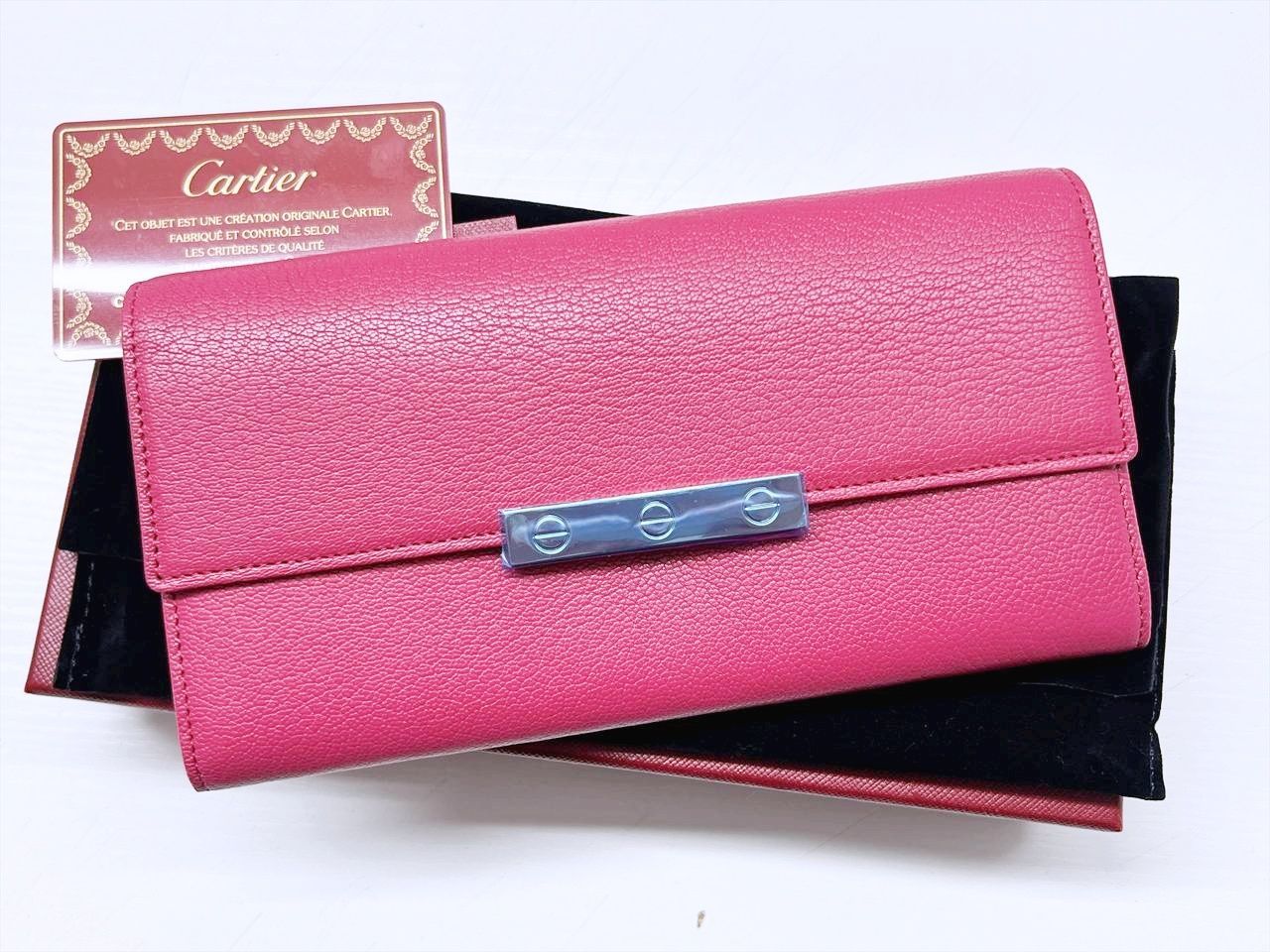未使用保管　美品　Cartier　カルティエ　ラブ　ラヴ　フラップロングウォレット　長財布　レッド　シルバー　CRL30001298