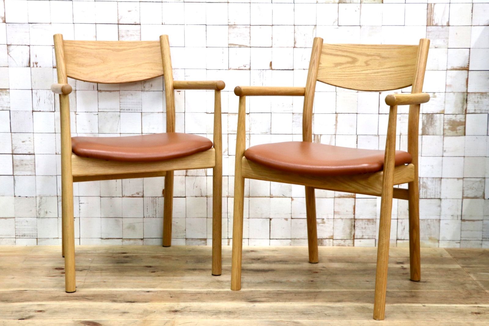 GMJS84○ACTUS / アクタス SOUP ダイニングチェア アームチェア 食卓椅子 オーク材 二脚セット 定価約5.5万 展示品