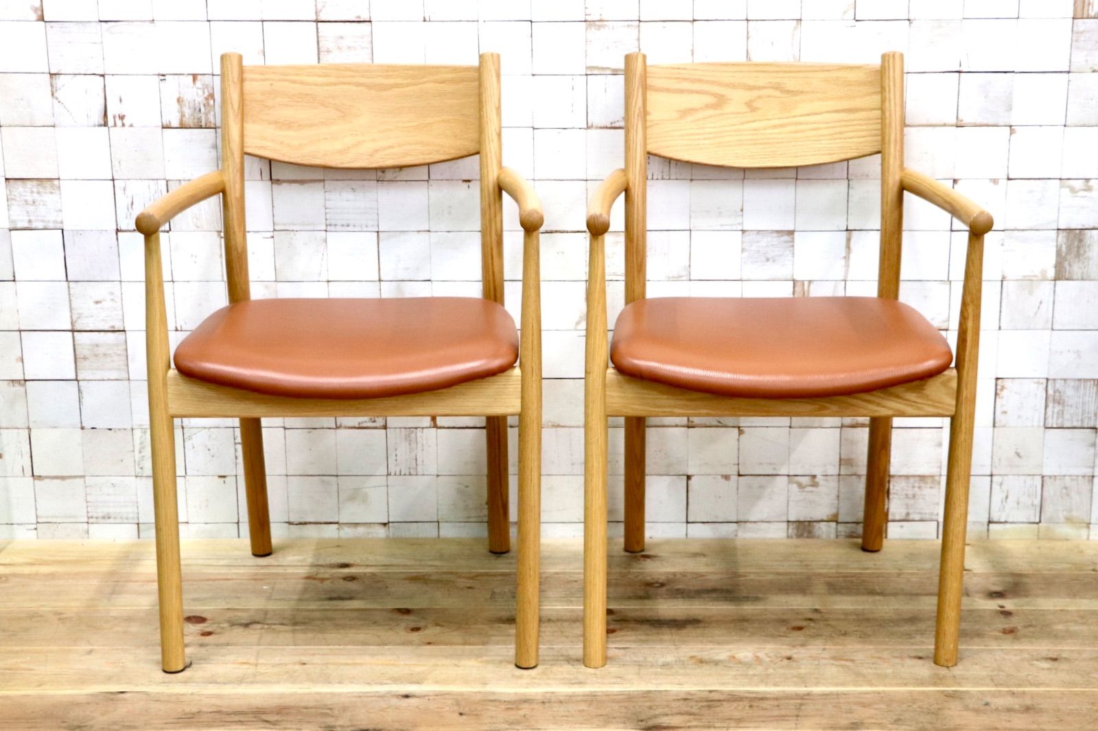 GMJS84○ACTUS / アクタス SOUP ダイニングチェア アームチェア 食卓椅子 オーク材 二脚セット 定価約5.5万 展示品