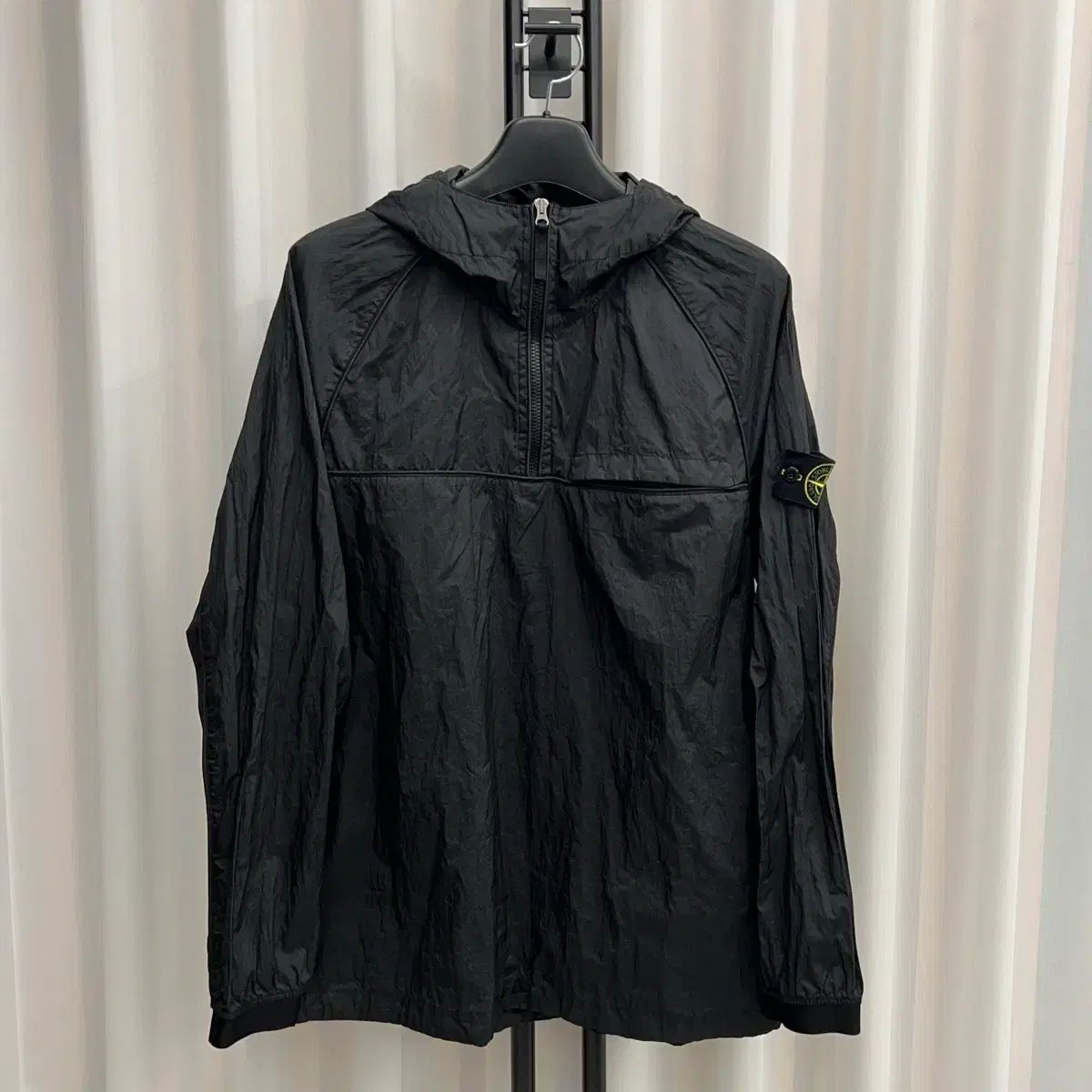 STONE ISLAND ストーンアイランド ナイロン Anorak（アノラック） ウィンドブレーカー ブラック (L)
