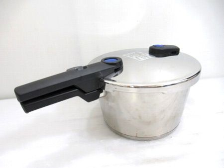 フィスラー Fissler ビタクイック 4.5L 圧力鍋 90-04-00-500 ニオイ