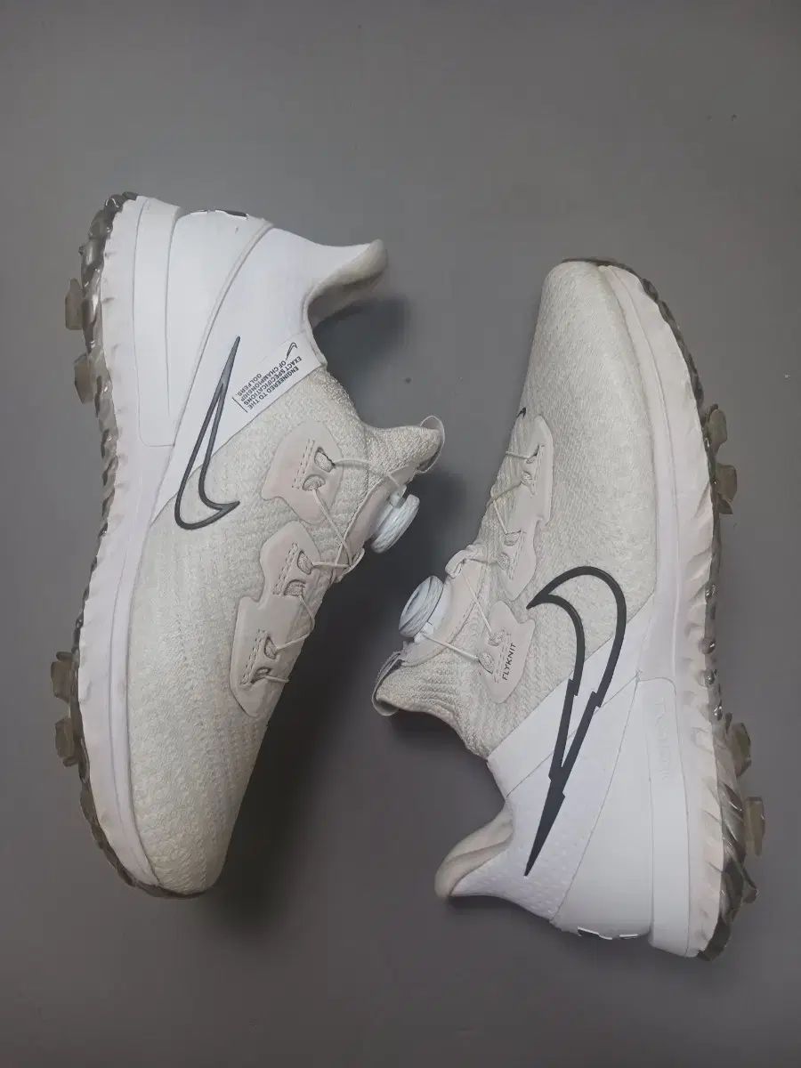 265 正規品 NIKE エア ズーム INFINITE(インフィニット) ツアー BOA ワイド ゴルフシューズ