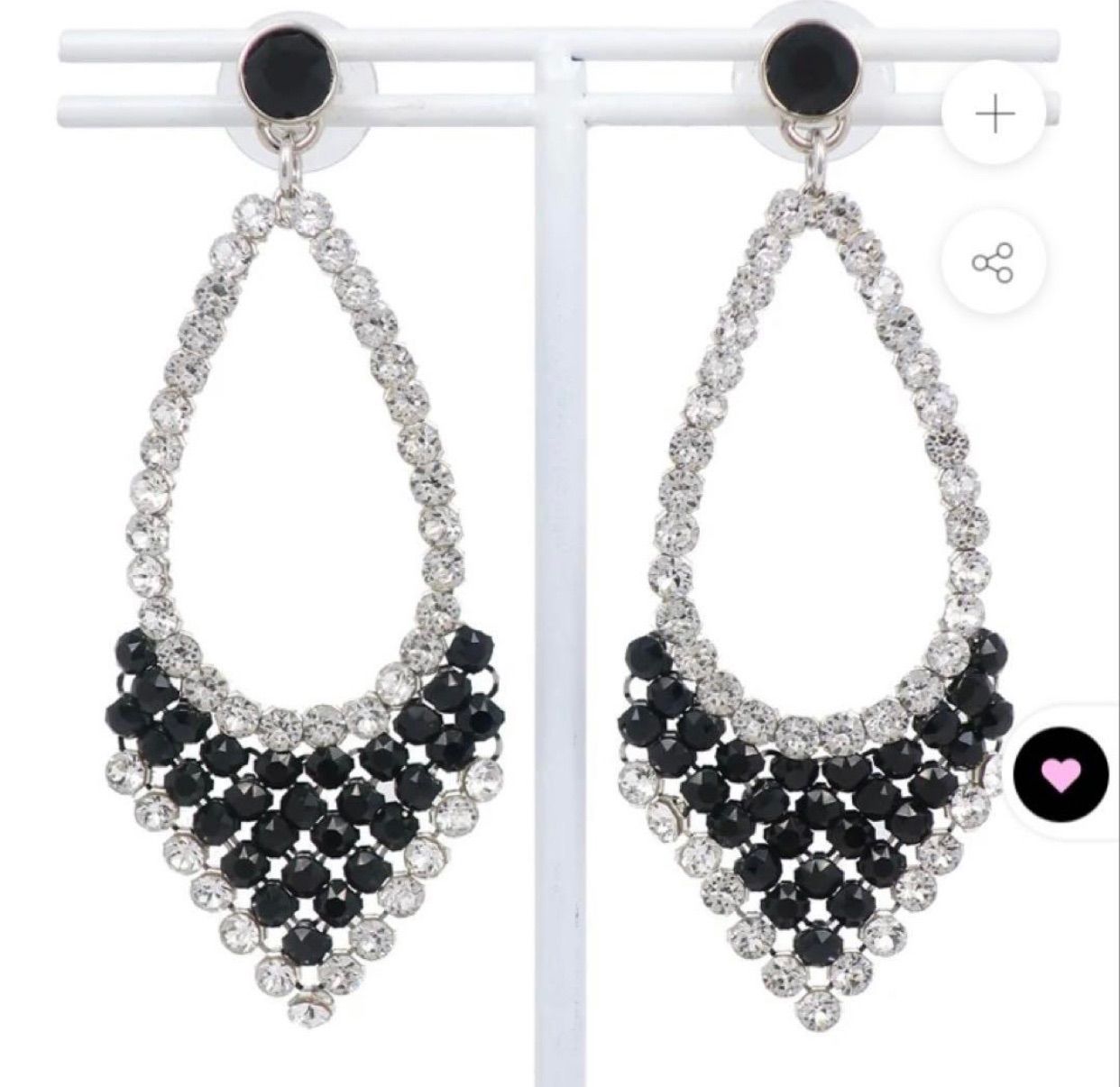 ほぼ新品　スワロフスキー　Swarovski ピアス