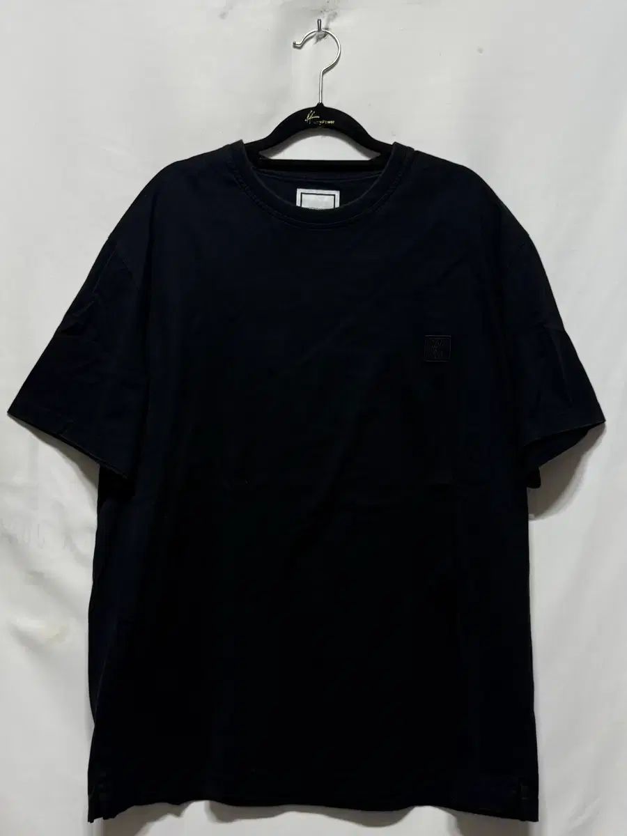 50 ウーヨンミ フェザー プリンティング 半袖Tシャツ 23,002円