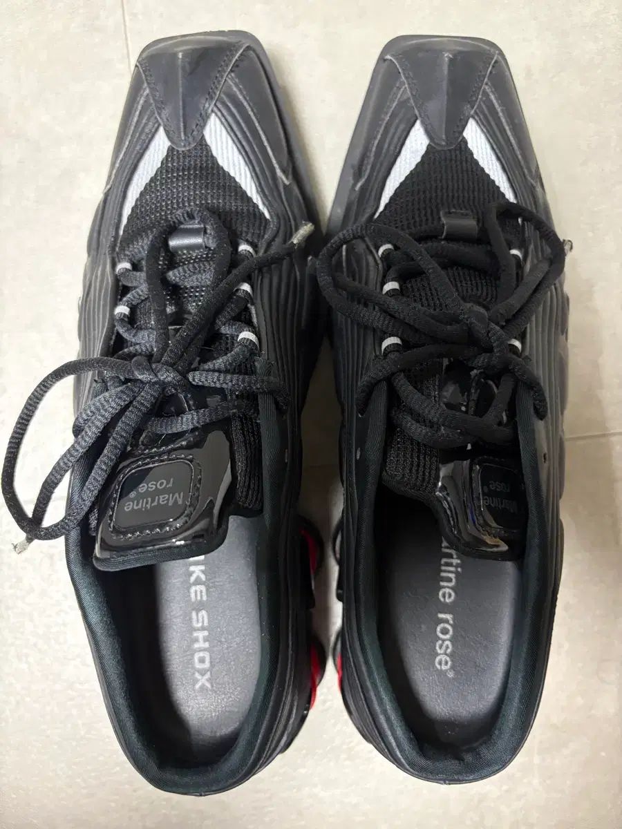 260 NIKE マーティン・ローズ ショックス MR4 ブラック