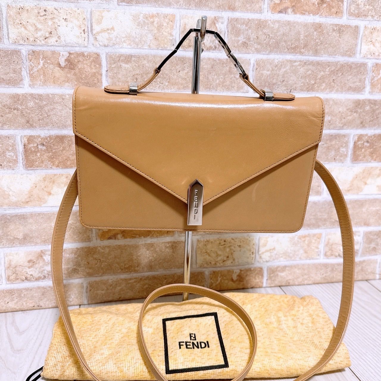 美品) FENDI(フェンディ)2wayバッグ レザー - メルカリ