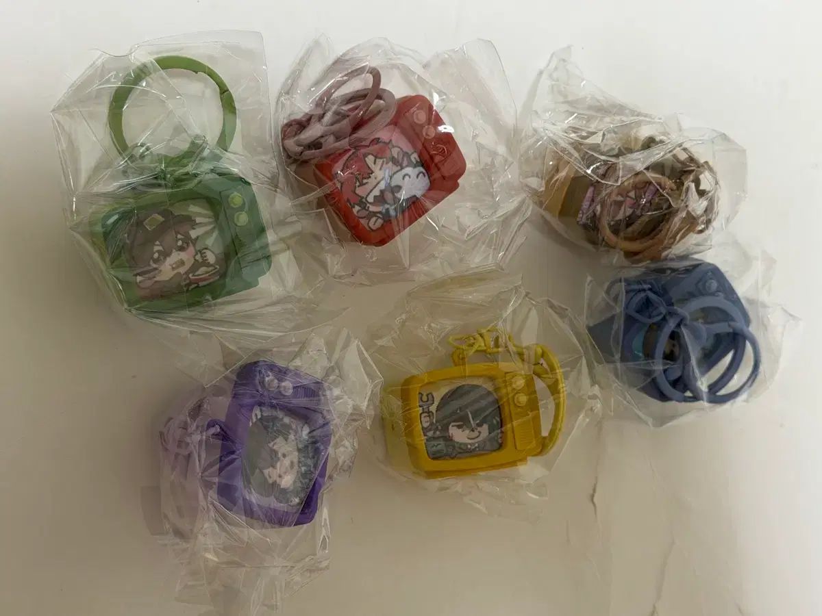 ピクセリー レトロキーホルダー オールメン セット 恐竜 ラダー ダックゲ スヒョン チャムトゥル カクピョル
