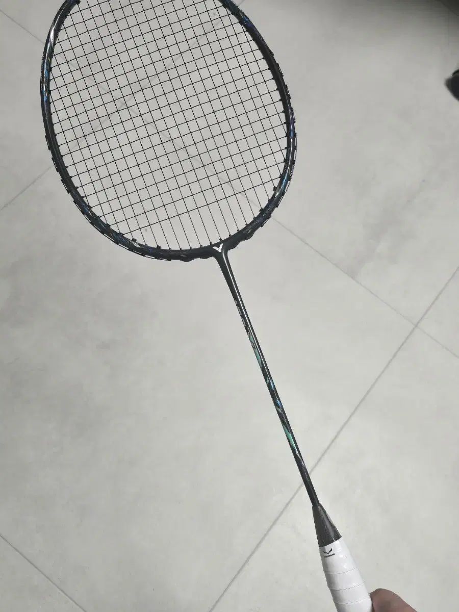 ビクター アウラスピード 100x ultra 選手用ラケット
