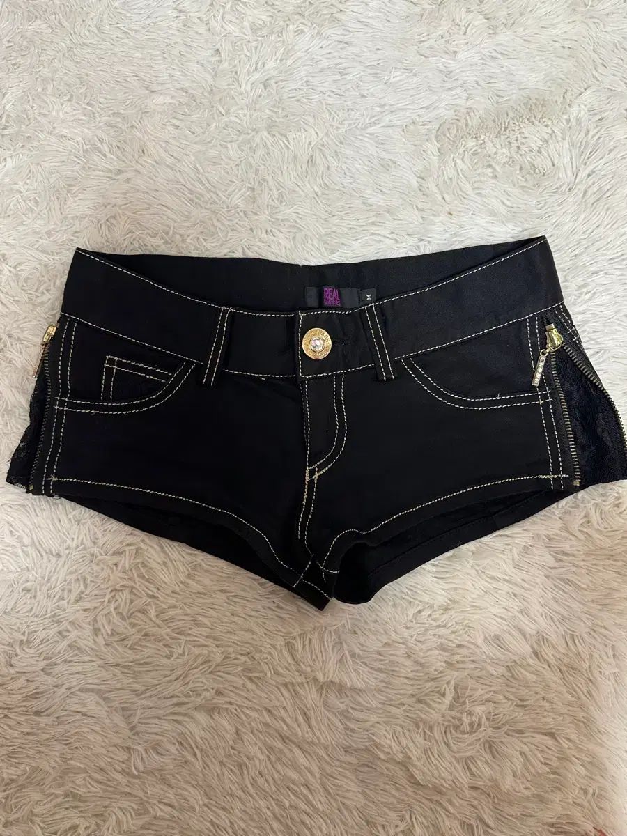 MA*RS マズ リアルマーズ サイドスリット レース ショートパンツ 9,020円