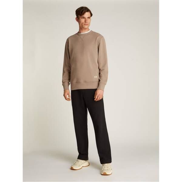 カルバンクライン メンズ アウター パーカー・スウェット クルーネック Calvin Klein Jeans WOVEN LABEL CREW NECK Taupe Grey グレー
