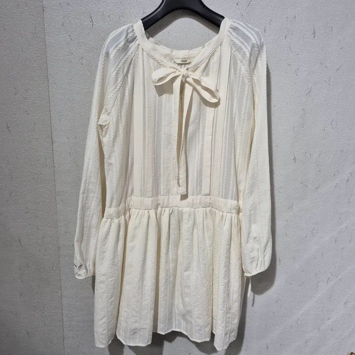 美品 Chloeクロエ イニシャルリングT 12号 ゴールド 浜辺美波 指輪