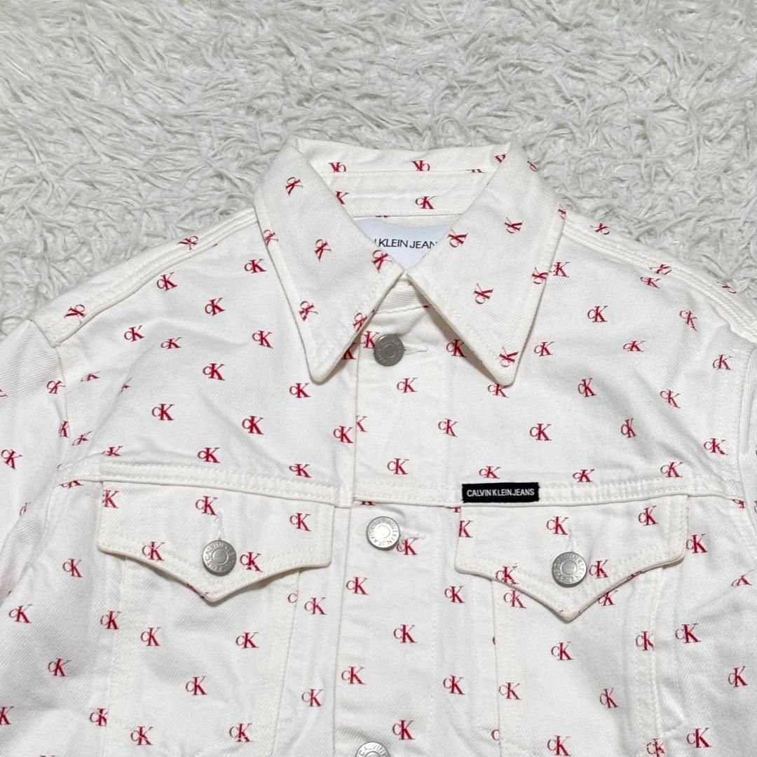 美品】CALVIN KLEIN デニムジャケット S ホワイト ロゴ総柄 - メルカリ