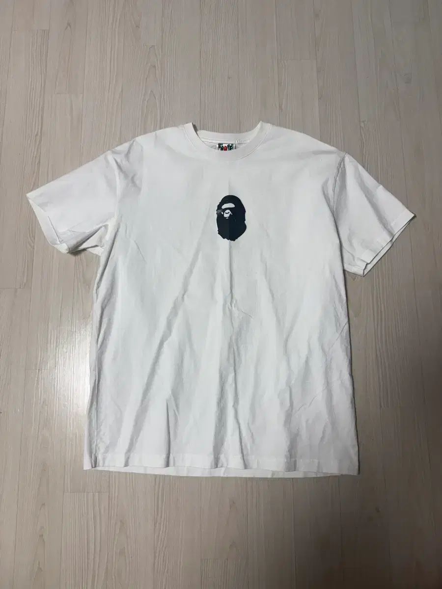 A BATHING APE（アベイシングエイプ）半袖Tシャツ 白(XL) 9万 出品