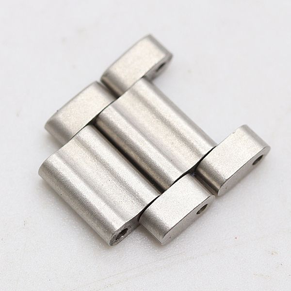良品 グッチ 5500L 純正コマ 2コマ シルバーカラー 7ｍｍ用 メンズ/レディース腕時計 2000000 NSK KMT