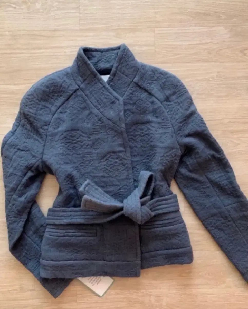 イロiro グレー ジャケット
