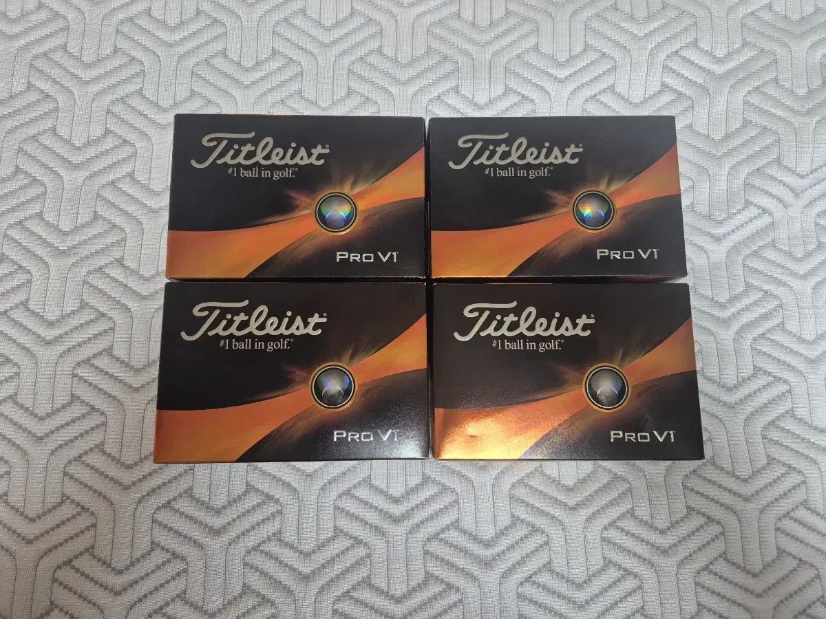 タイトリスト PRO V1 ゴルフボール 6球 4ボックス