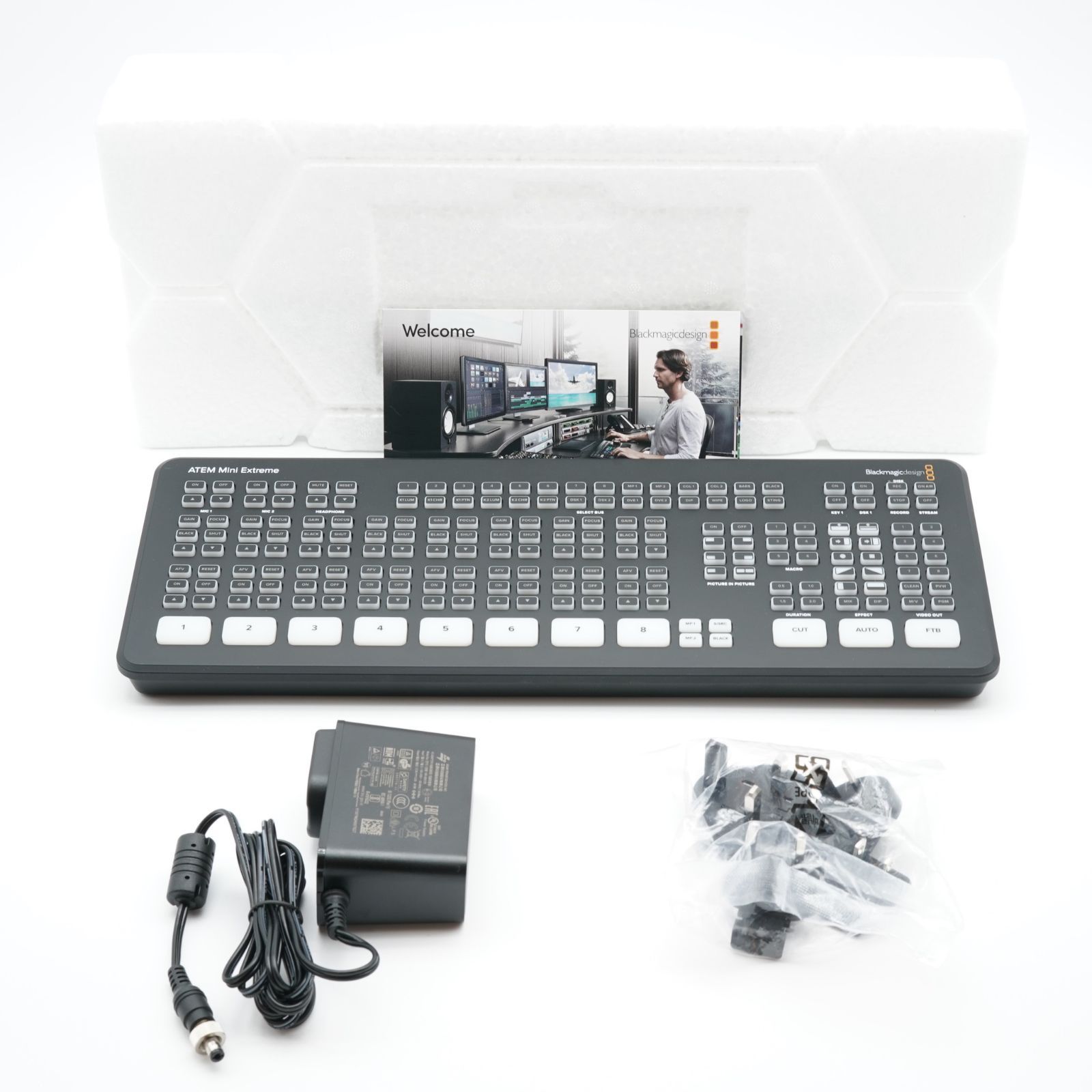 新品級 ブラックマジックデザイン ATEM Mini Extreme SWATEMMINICEXT