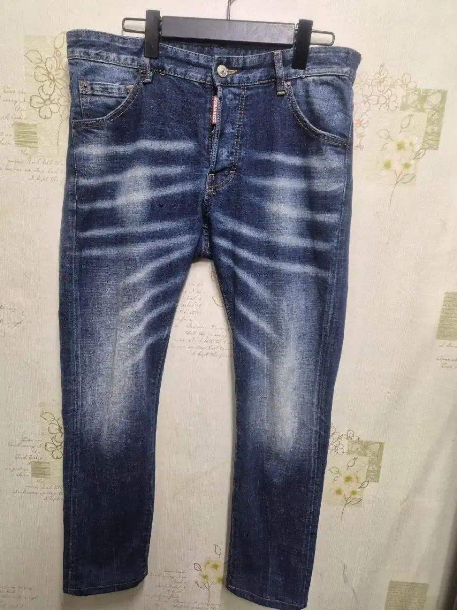 DSQUARED2 デニム ズボン 32