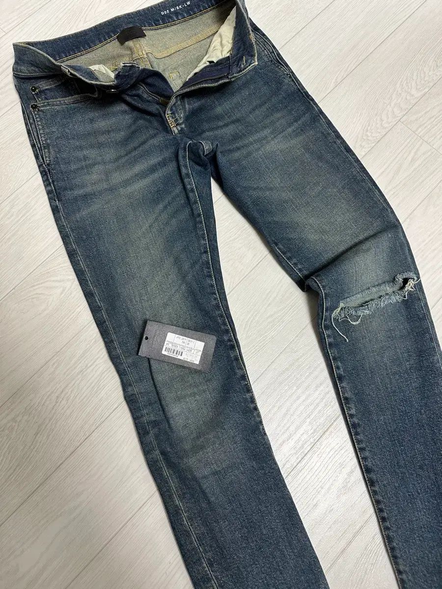 正規品 Saint Laurent サンローラン ダメージ フリンジ ジーン 27サイズ