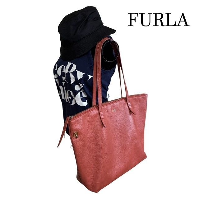 FURLA PARADIS フルラ パラディ M レザー トートバッグ 肩掛け A4可 サーモンピンク オレンジ系 WB00210 本革