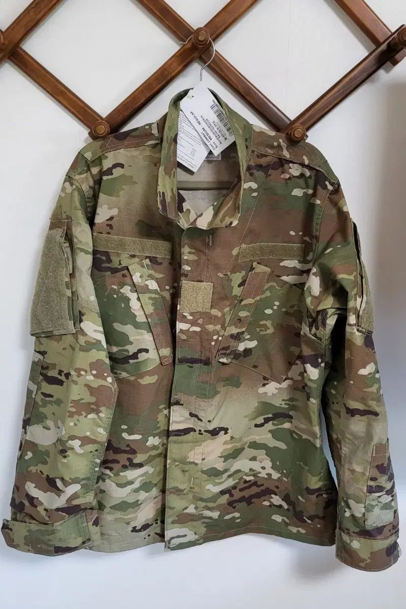 ミリタリー オリジナル OCP マルチカム 軍服 1着