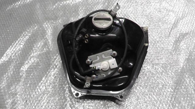 トゥデイ FI　AF67-1554xxx　の　ガソリンタンク 　ポンプ:#1779848119