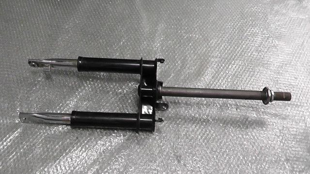 トゥデイ FI　AF67-1308xxx　の　フロントフォーク:#1779927256