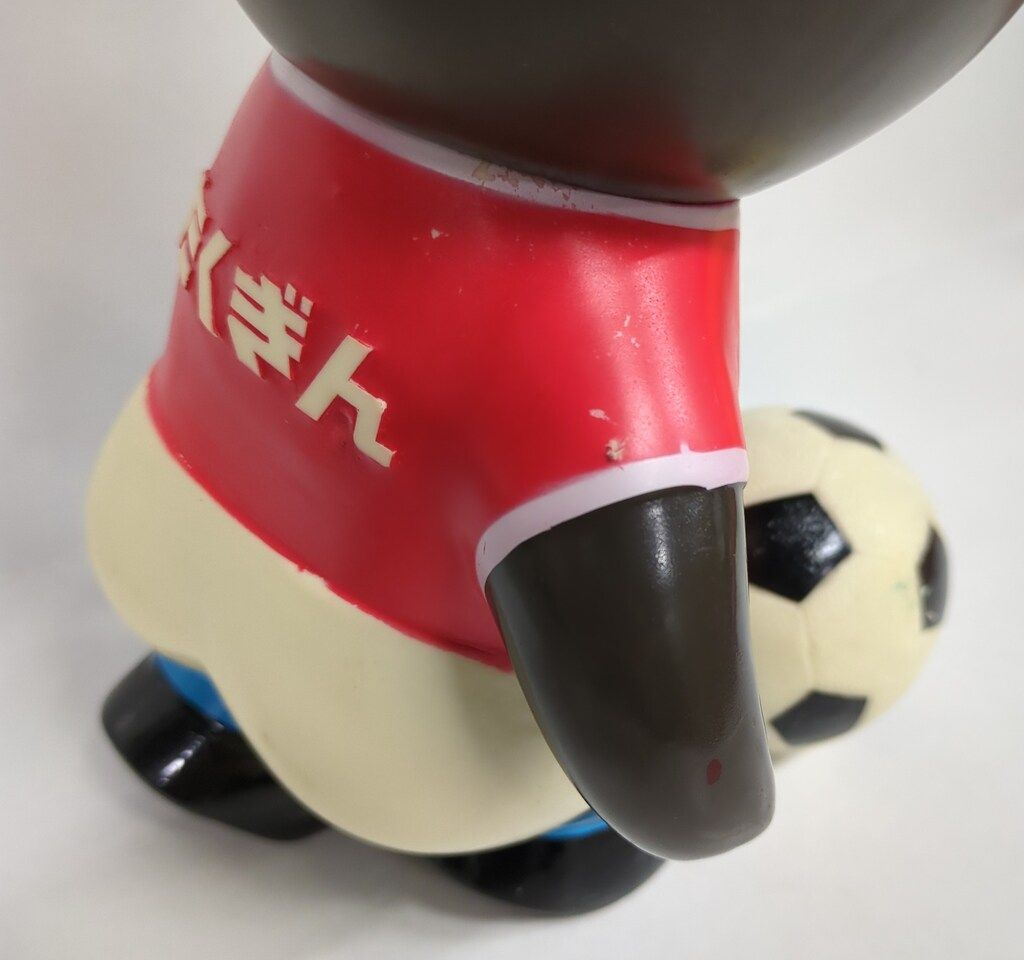 拓殖銀行 貯金箱 たくちゃん ギター カウンターサイズ 拓殖銀行 貯金箱 たくちゃんサッカー カウンターサイズ貯金箱 - メルカリ