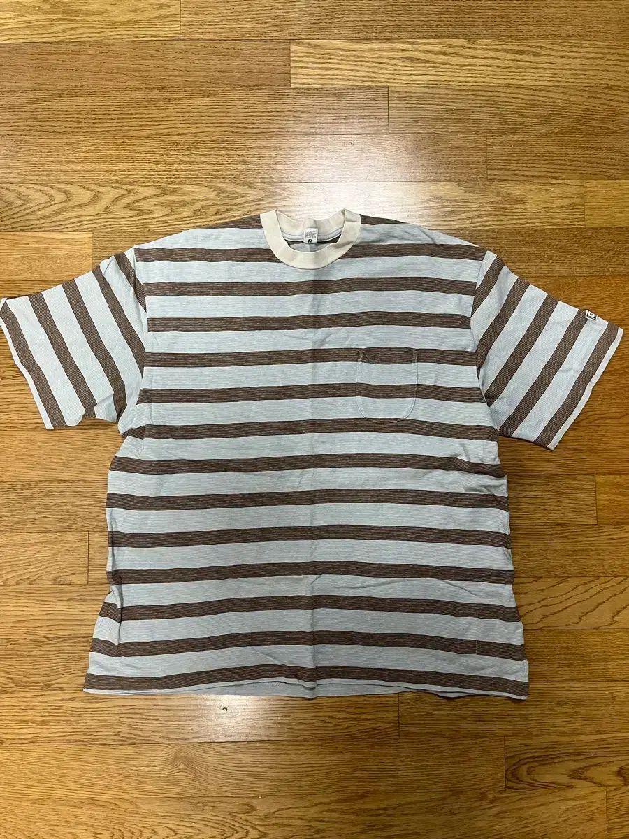 ends and means ボーダーTシャツ