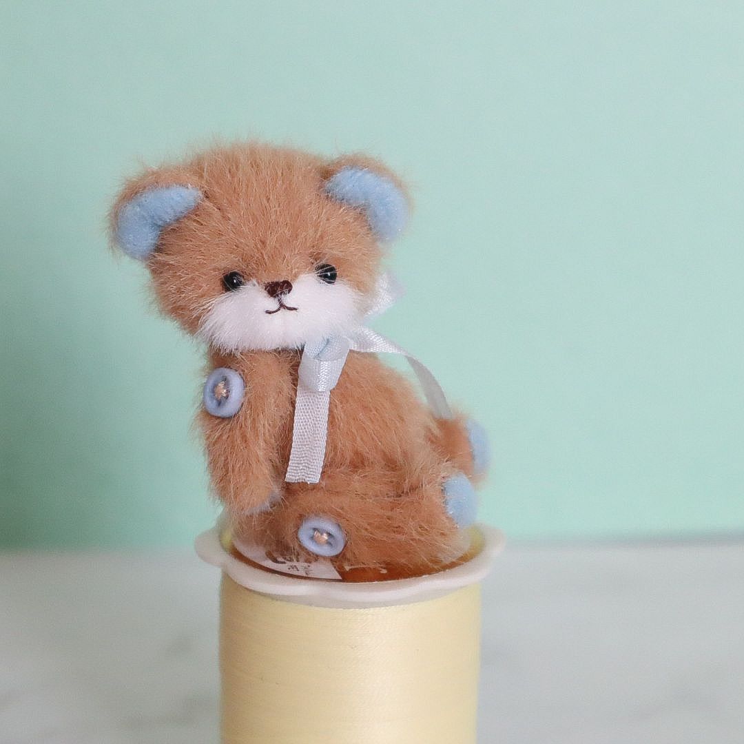 クマ・茶色 ハンドメイド ミニチュア テディベア ミニチュアベア