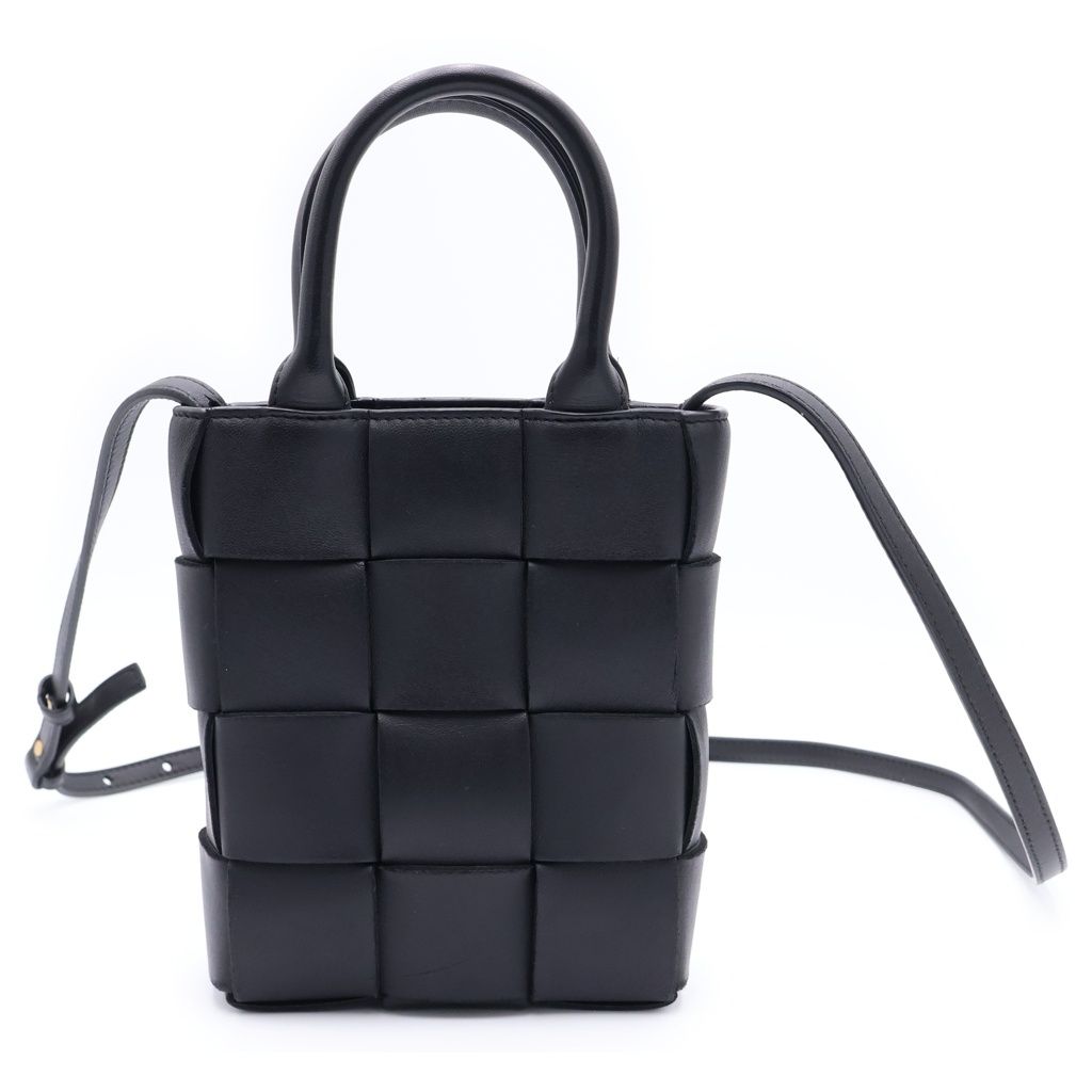 BOTTEGA VENETA (ボッテガヴェネタ) ミニ カセット イントレチャート ショルダーバッグ ブラック 709341