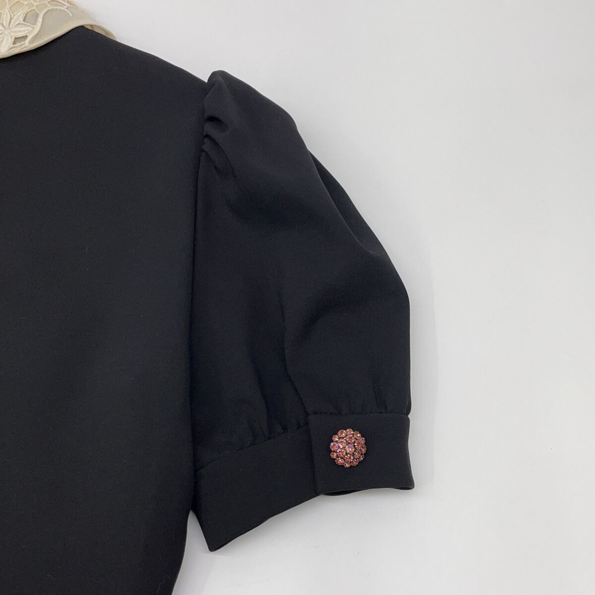 GUCCI グッチ 467502 ブラック×ピンク エンブロイダリーレースカラーリボンデザイン半袖ワンピース S GUCCI グッチ 467502 ブラック×ピンク エンブロイダリーレースカラーリボンデザイン半袖ワンピース S